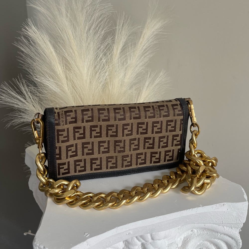 Fendi Wallet 🥂